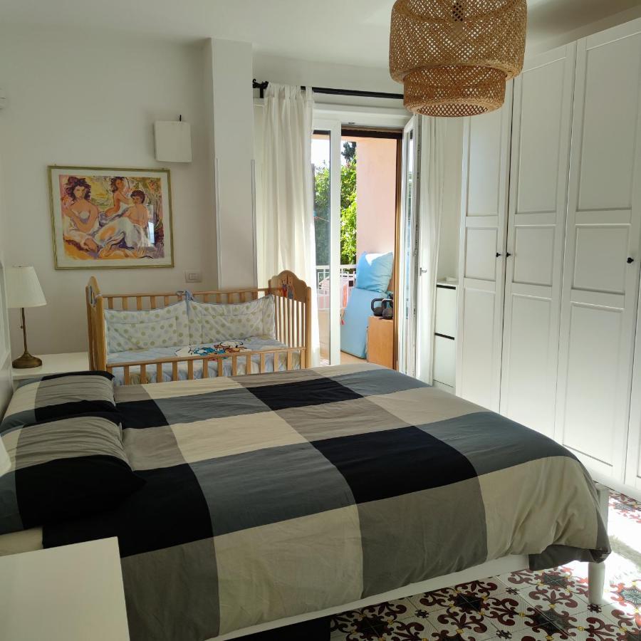 Appartement Residenza Gli Oleandri à Formia Extérieur photo